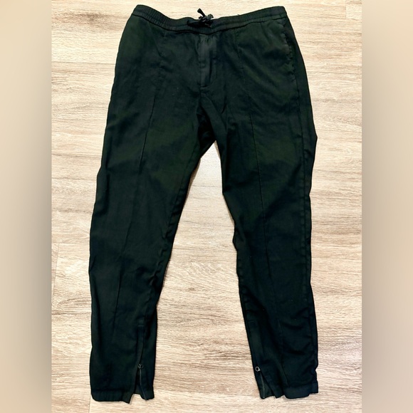 Theory Joggers Hybrid Slacks (Black) Tagged Large but fits Medium/Small - Picture 2 of 11
